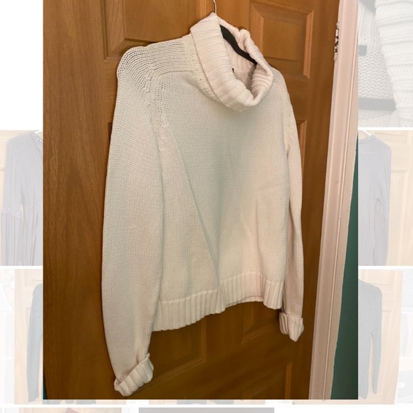 Authentic Vintage Calvin Klein Sweater - Picture 1 of 3